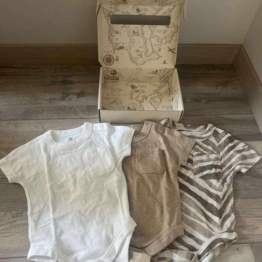 BR Baby Beige and White Set